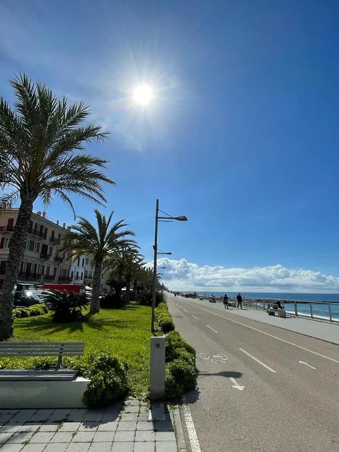 Apartment Address Home I Colori Del Mare Ospedaletti Italy