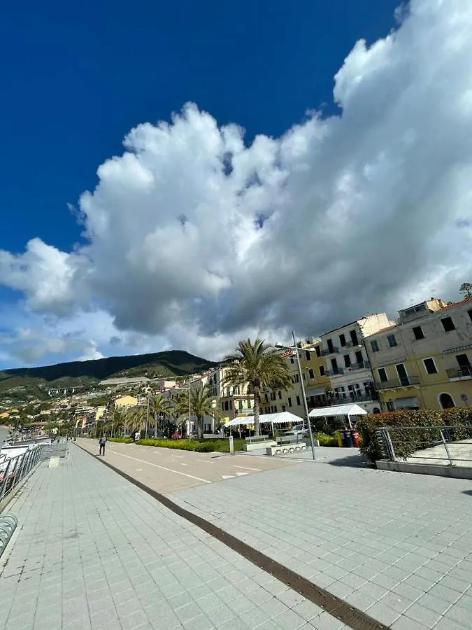 Address Home I Colori Del Mare Ospedaletti Italia